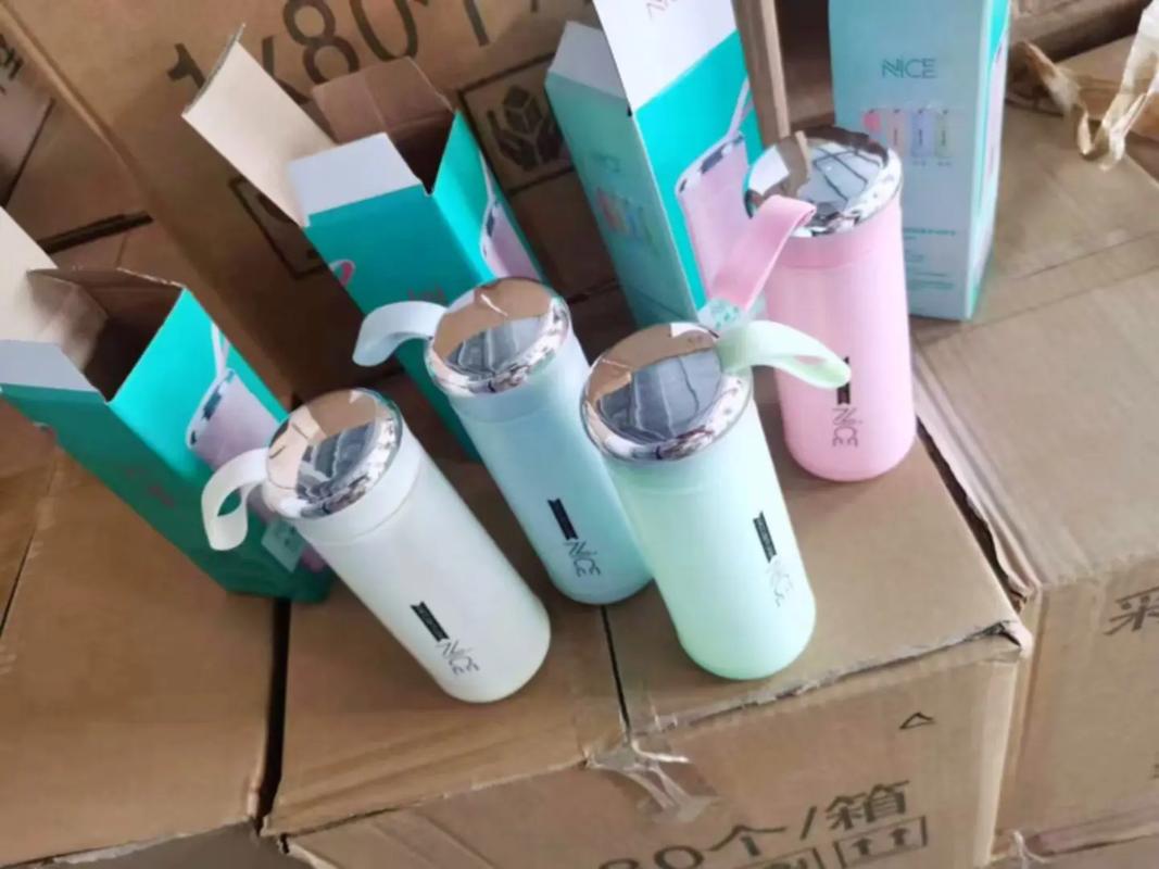 創意定制，品味生活——精美禮品水杯，印刻專屬心意